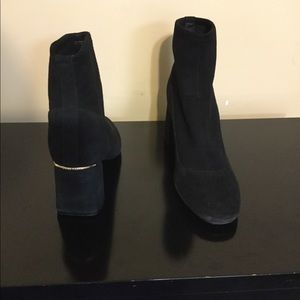 Black stretch ankle booties